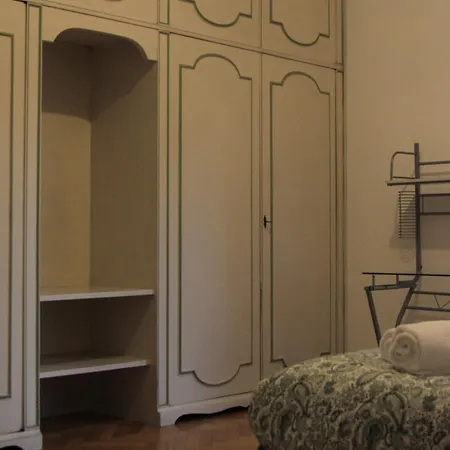 Domus Anna Apartamento *