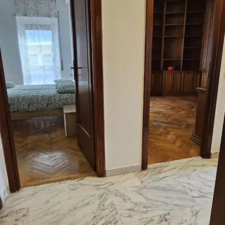 Domus Anna * Řím